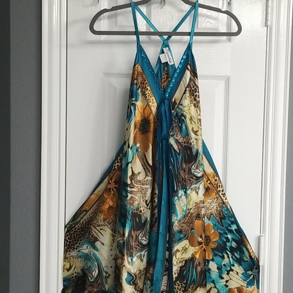 Beautiful Never Worn Asymmetrical Scarf Dress - Picture 4 of 8